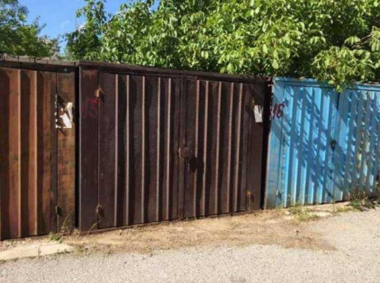 Дава се под наем Гараж / Паркомясто в Пловдив, Столипиново - 20 кв.м за 61.2 € - Снимка #1