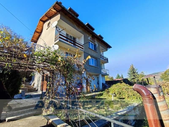 Къща в с. Кокаляне, Област София-град - 418 кв.м за 1077 €/кв.м - Снимка #1