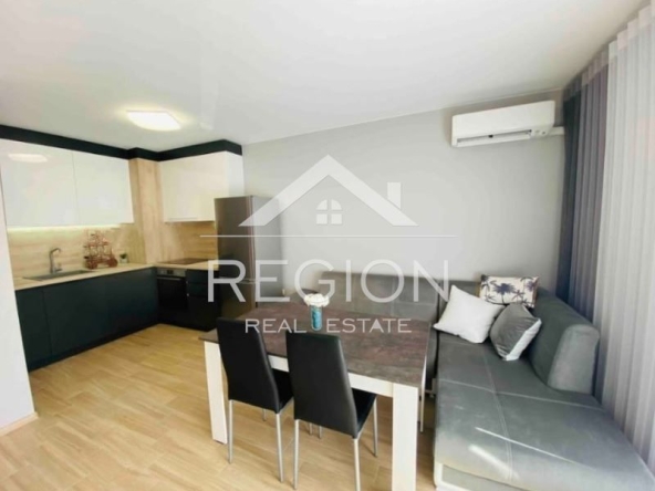 Дава се под наем Двустаен апартамент в Варна, Победа - 65 кв.м за 612 € - Снимка #1