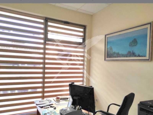 Офис в Бургас, Славейков - 50 кв.м за 1265 €/кв.м - Снимка #1