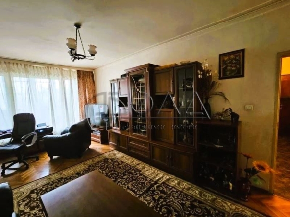 Тристаен апартамент в София, Младост 4 - 104 кв.м за 1827 €/кв.м - Снимка #1