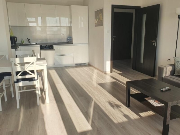 Дава се под наем Двустаен апартамент в Пловдив, Тракия - 78 кв.м за 418 € - Снимка #1