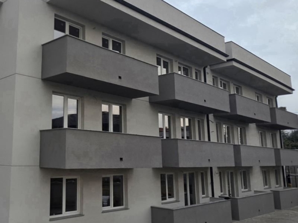 Тристаен апартамент в Костинброд - 87 кв.м за 874 €/кв.м - Снимка #1