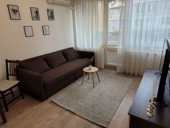 Дава се под наем Двустаен апартамент в София, Зона Б-18 - 67 кв.м за 628.32 € - Снимка #1