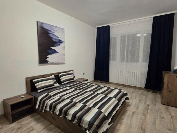 Дава се под наем Тристаен апартамент в София, Банишора - 100 кв.м за 698.19 € - Снимка #1