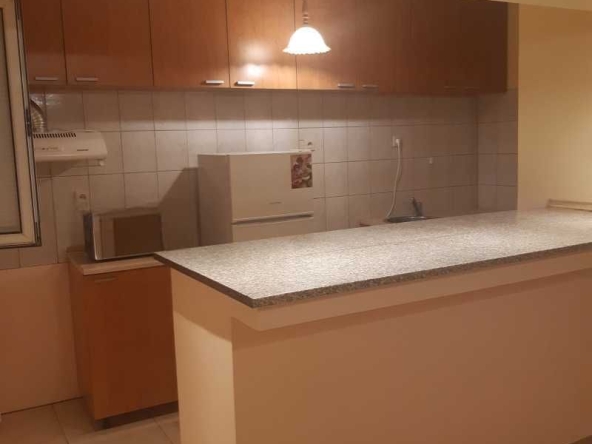 Дава се под наем Едностаен апартамент в София, Триъгълника - 40 кв.м за 408 € - Снимка #1