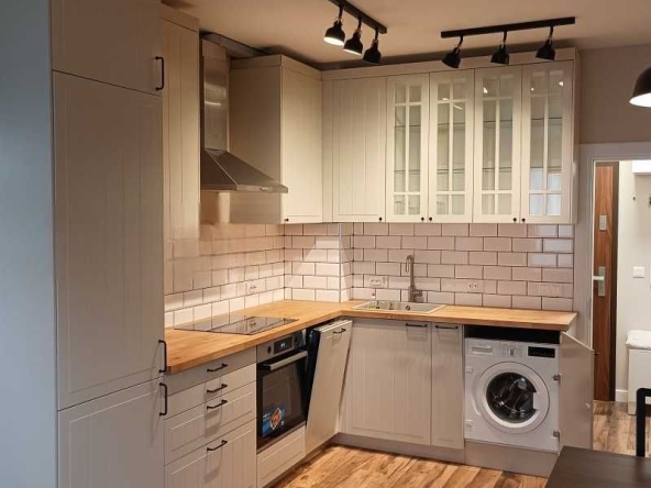 Дава се под наем Двустаен апартамент в София, Лагера - 60 кв.м за 612 € - Снимка #1