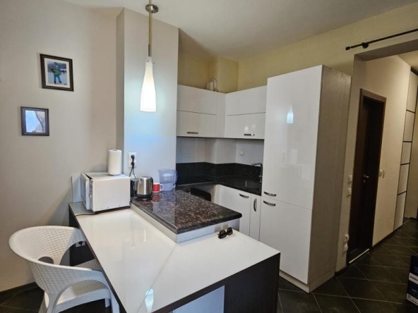 Двустаен апартамент в Варна, Галата - 61 кв.м за 2460 €/кв.м - Снимка #1