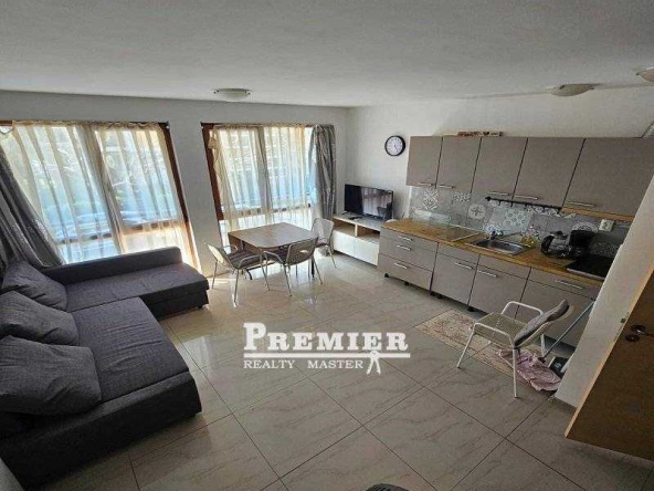 Двустаен апартамент в к.к. Слънчев бряг - 65 кв.м за 1224 €/кв.м - Снимка #1