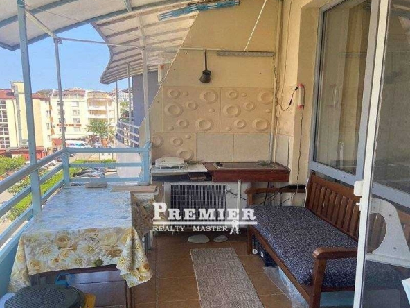 Двустаен апартамент в к.к. Слънчев бряг - 70 кв.м за 1093 €/кв.м - Снимка #1