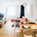 Дава се под наем Тристаен апартамент в София, Витоша - 85 кв.м за 484.5 € - Снимка #1