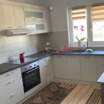 Дава се под наем Двустаен апартамент в Пловдив, Южен - 65 кв.м за 372.3 € - Снимка #1