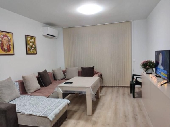 Дава се под наем Двустаен апартамент в София, Левски В - 60 кв.м за 550 € - Снимка #1