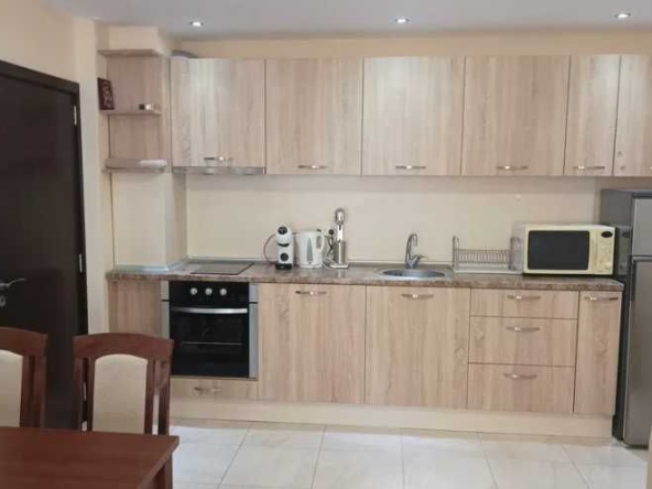 Дава се под наем Едностаен апартамент в Приморско - 45 кв.м за 400 € - Снимка #1