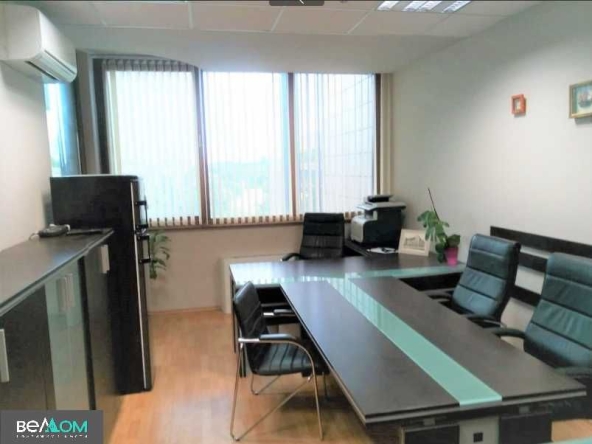 Офис в Варна, ВИНС - 87 кв.м за 3081 €/кв.м - Снимка #1