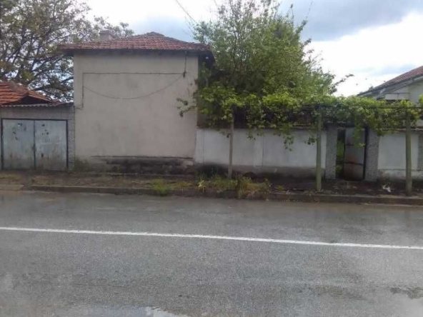 Къща в Брезово - 150 кв.м за 113 €/кв.м - Снимка #1