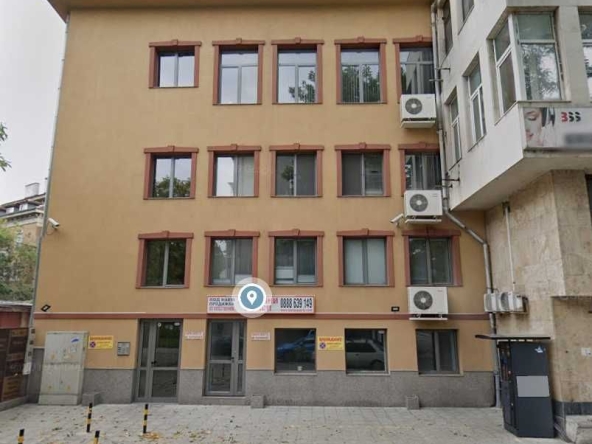 Офис в Пловдив, Централна гара - 213 кв.м за 510 €/кв.м - Снимка #1