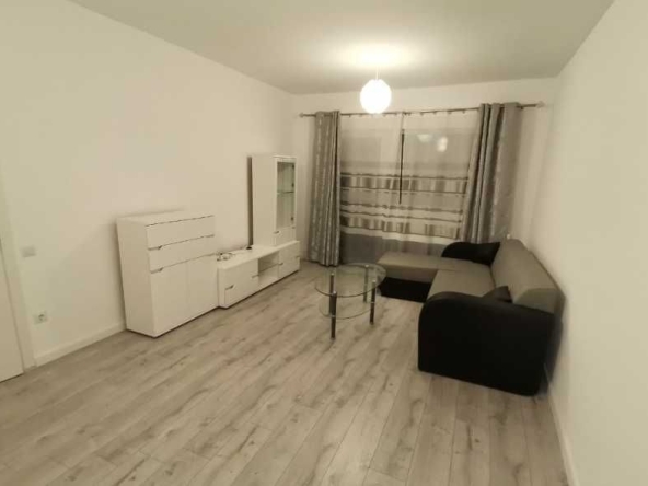 Дава се под наем Двустаен апартамент в Пловдив, Младежки Хълм - 55 кв.м за 229.5 € - Снимка #1