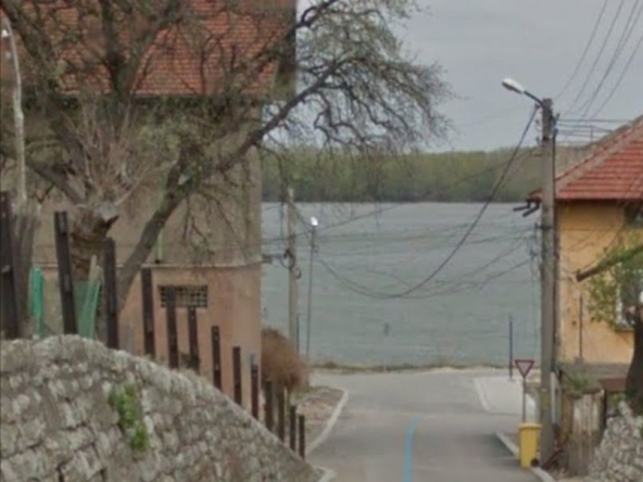 Къща в Лом - 98 кв.м за 167 €/кв.м - Снимка #1