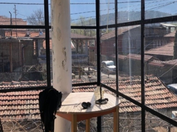 Етаж от къща в Дупница - 73 кв.м за 809 €/кв.м - Снимка #1