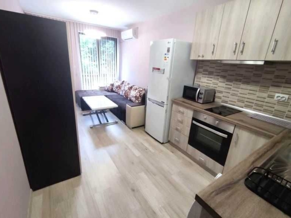 Дава се под наем Двустаен апартамент в Пловдив, Южен - 55 кв.м за 325 € - Снимка #1