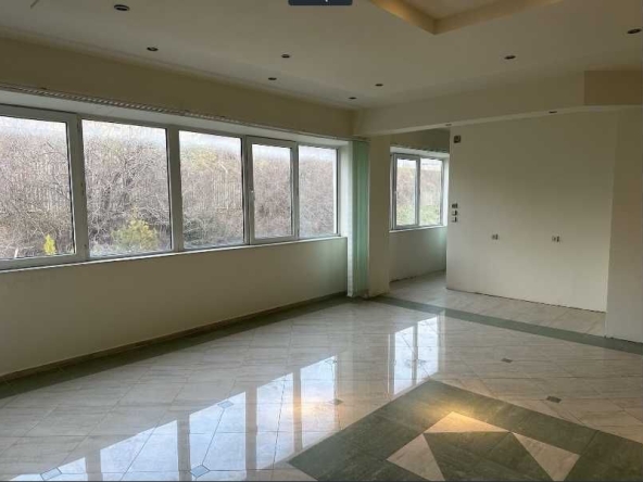 Дава се под наем Офис в Варна, Северна промишлена зона - 69 кв.м за 423.3 € - Снимка #1