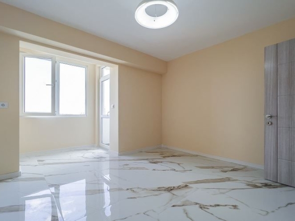 Двустаен апартамент в Варна, Владислав Варненчик - 44 кв.м за 1521 €/кв.м - Снимка #1