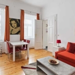 Дава се под наем Тристаен апартамент в Пловдив, Център - 78 кв.м за 209.1 € - Снимка #1