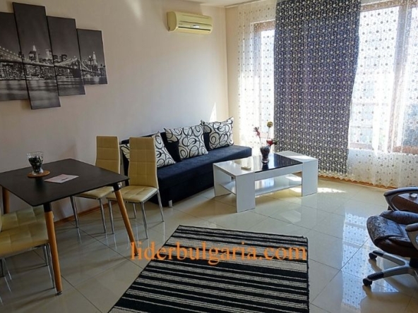 Двустаен апартамент в к.к. Слънчев бряг - 75 кв.м за 470 €/кв.м - Снимка #1