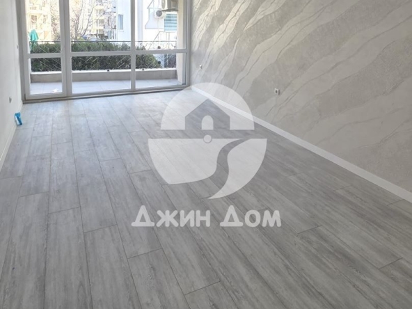 Едностаен апартамент в к.к. Слънчев бряг - 44 кв.м за 852 €/кв.м - Снимка #1