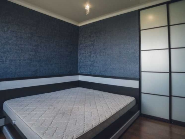 Дава се под наем Двустаен апартамент в Пловдив, Каменица 1 - 60 кв.м за 214.2 € - Снимка #1