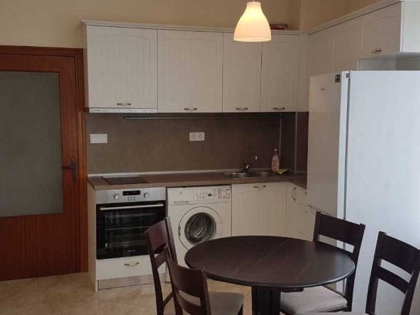 Дава се под наем Тристаен апартамент в Пловдив, Каменица 1 - 90 кв.м за 331.5 € - Снимка #1