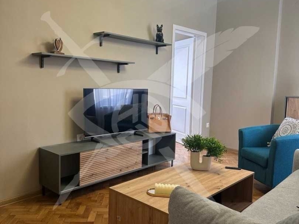 Дава се под наем Тристаен апартамент в София, Медицинска академия - 90 кв.м за 1000 € - Снимка #1