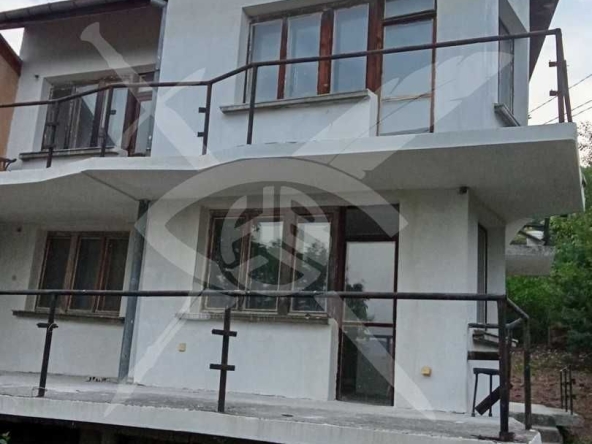 Къща в Годеч - 165 кв.м за 1000 €/кв.м - Снимка #1