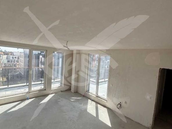 Тристаен апартамент в София, Малинова долина - 162 кв.м за 1754 €/кв.м - Снимка #1
