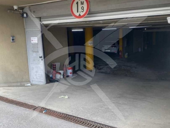 Гараж / Паркомясто в София, Център - 15 кв.м за 4000 €/кв.м - Снимка #1
