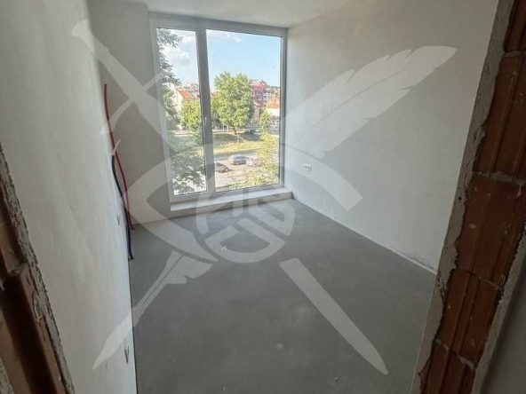 Тристаен апартамент в София, Център - 100 кв.м за 2770 €/кв.м - Снимка #1