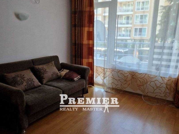 Двустаен апартамент в к.к. Слънчев бряг - 52 кв.м за 1299 €/кв.м - Снимка #1