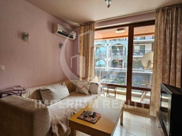 Тристаен апартамент в Поморие - 92 кв.м за 1305 €/кв.м - Снимка #1