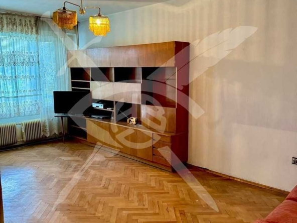 Тристаен апартамент в София, Бъкстон - 80 кв.м за 2813 €/кв.м - Снимка #1