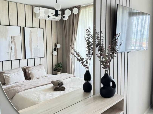 Дава се под наем Двустаен апартамент в Бургас, Изгрев - 65 кв.м за 1020 € - Снимка #1