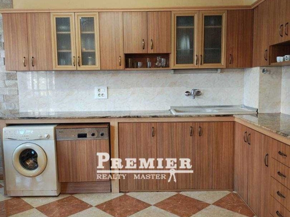 Четиристаен апартамент в Поморие - 146 кв.м за 1014 €/кв.м - Снимка #1