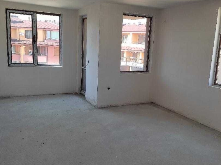 Тристаен апартамент в Благоевград, Широк център - 76 кв.м за 662 €/кв.м - Снимка #1