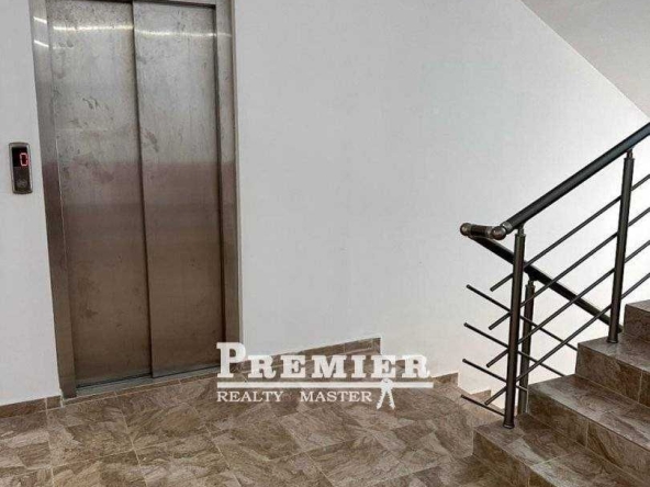 Двустаен апартамент в к.к. Слънчев бряг - 54 кв.м за 831 €/кв.м - Снимка #1