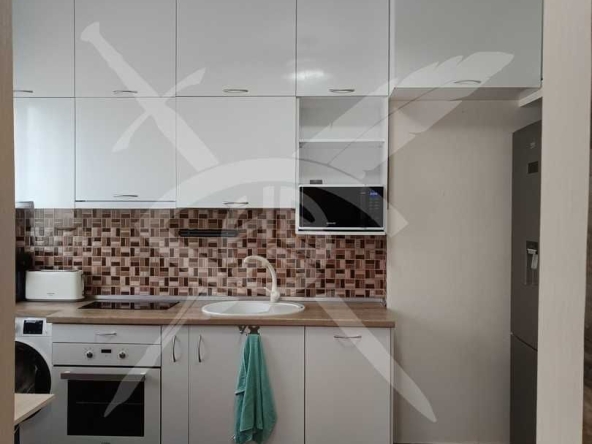 Дава се под наем Двустаен апартамент в София, Център - 58 кв.м за 648.21 € - Снимка #1