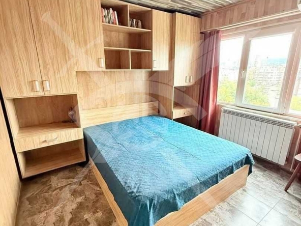 Дава се под наем Двустаен апартамент в София, Овча купел - 75 кв.м за 598.23 € - Снимка #1