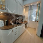 Дава се под наем Тристаен апартамент в София, Център - 68 кв.м за 847.62 € - Снимка #1