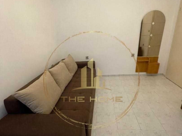 Дава се под наем Двустаен апартамент в Варна, Център - 31 кв.м за 310 € - Снимка #1