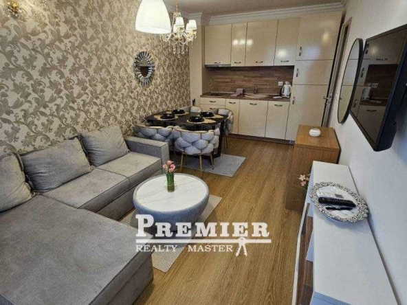 Тристаен апартамент в к.к. Слънчев бряг - 65 кв.м за 1129 €/кв.м - Снимка #1