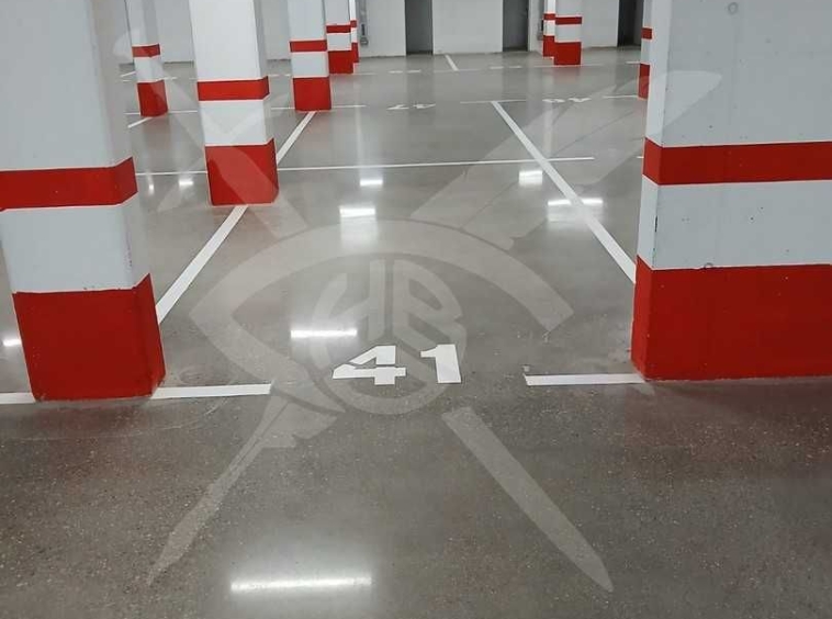 Гараж / Паркомясто в София, Дружба 1 - 13 кв.м за 1256 €/кв.м - Снимка #1